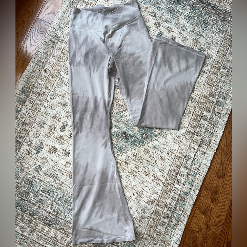 flared crossover waist leggings
